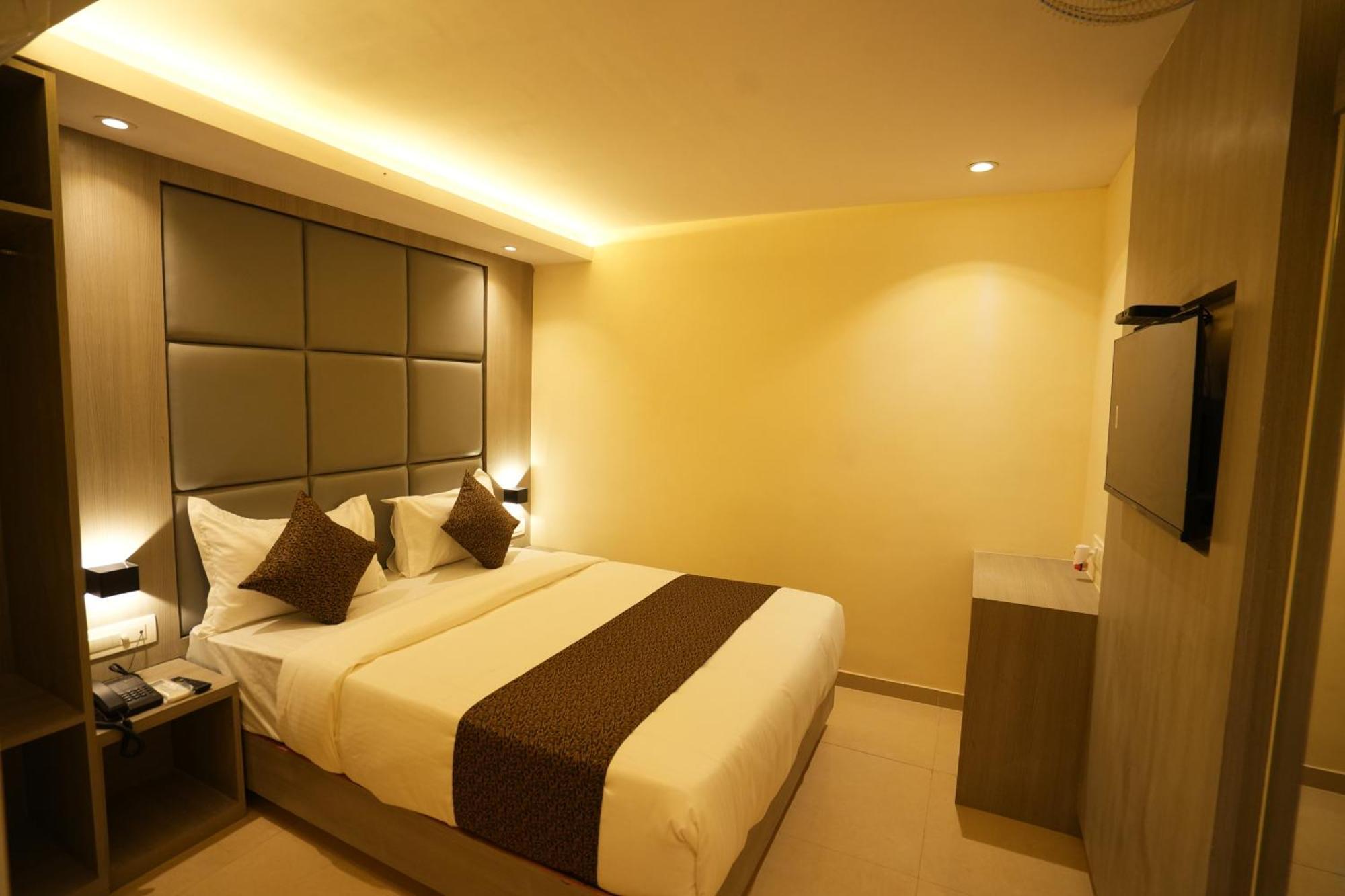Hotel Boston Mumbai Exterior foto